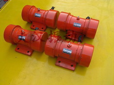 YZS振動(dòng)電機(jī):激振能力強(qiáng)，拆卸方便。